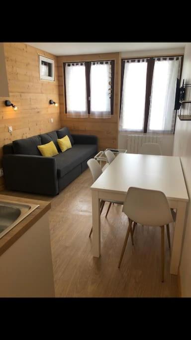 Appartement Cosy Val Louron Au Pied Des Pistes Génos Exteriér fotografie